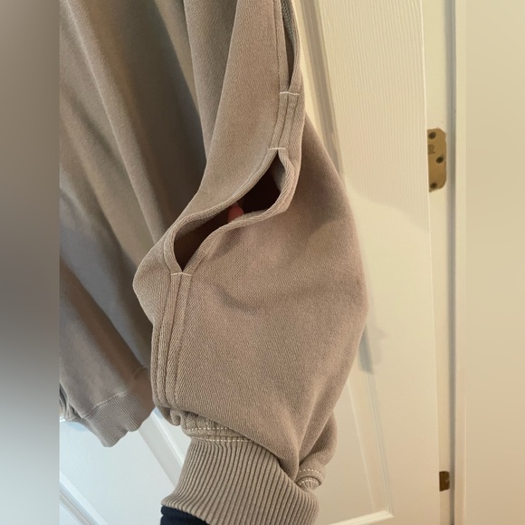 Aerie Tres Chic Keyhole Sweatshirt NWOT - Picture 10 of 15